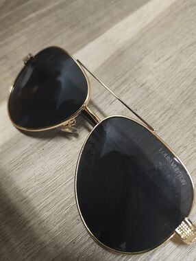 Louis Vuitton Gold and Black Aviator Sunglasses